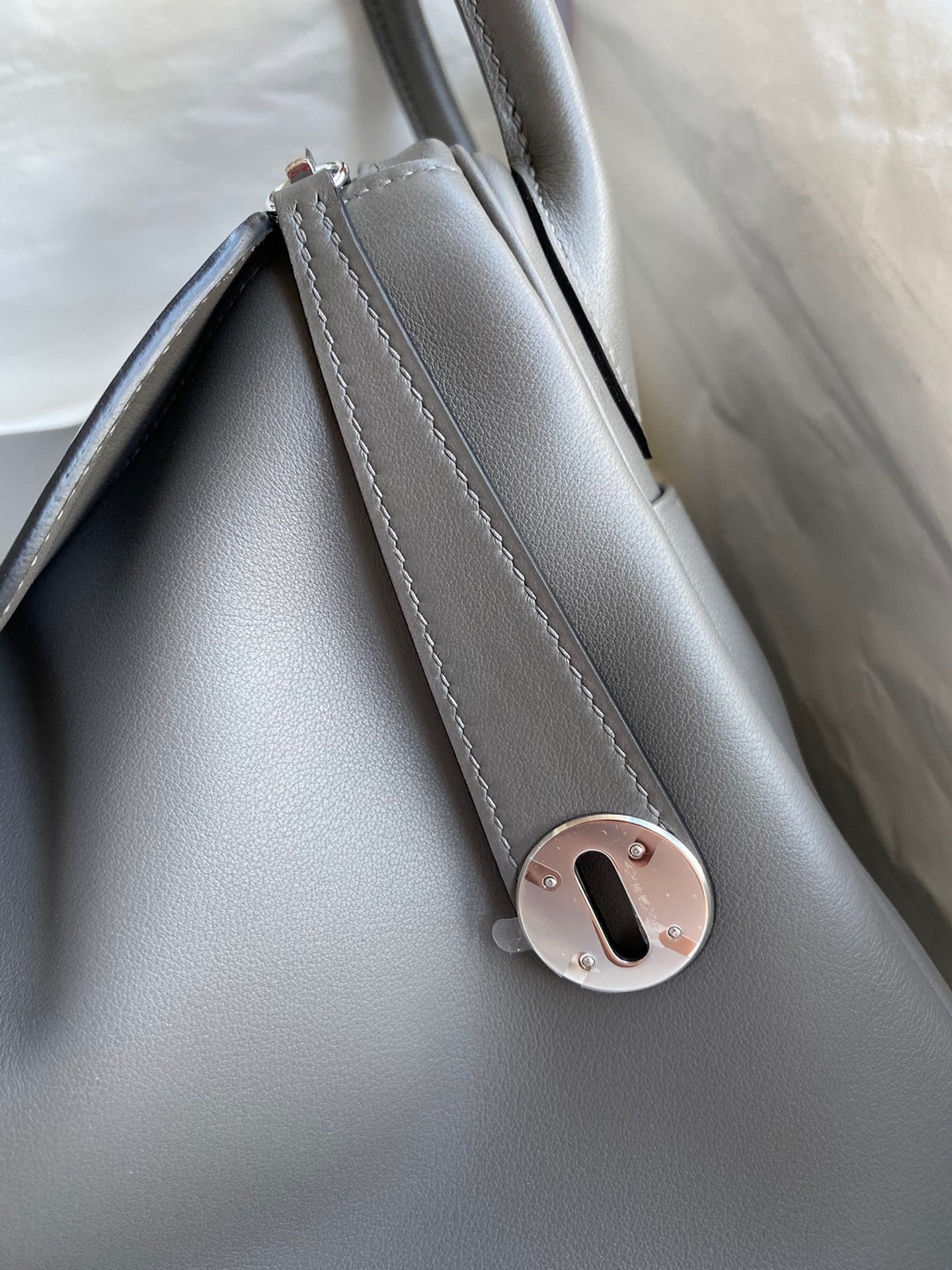 Hermes Lindy 30 Handmade Bag In Grey Swift Calfskin