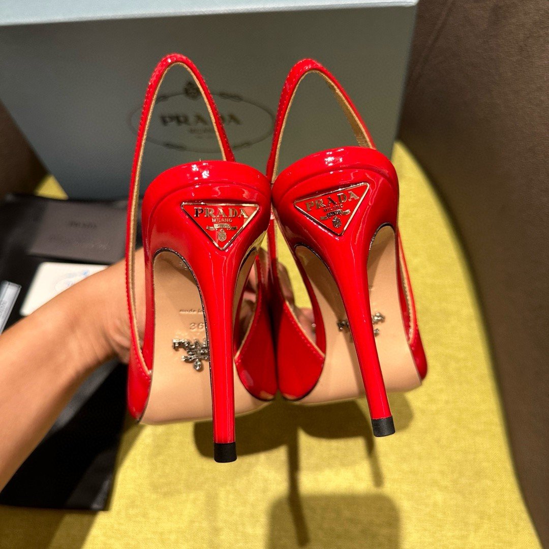 Prada Slingbacks Pumps 95mm In Red Patent Leather