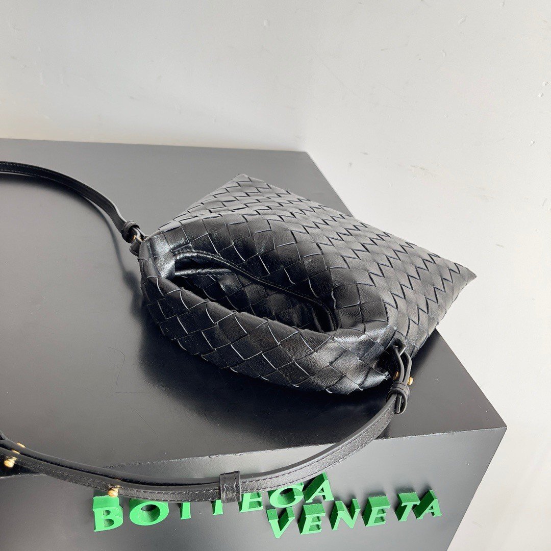 Bottega Veneta Mini Hop Bag in Black Intrecciato Calfskin