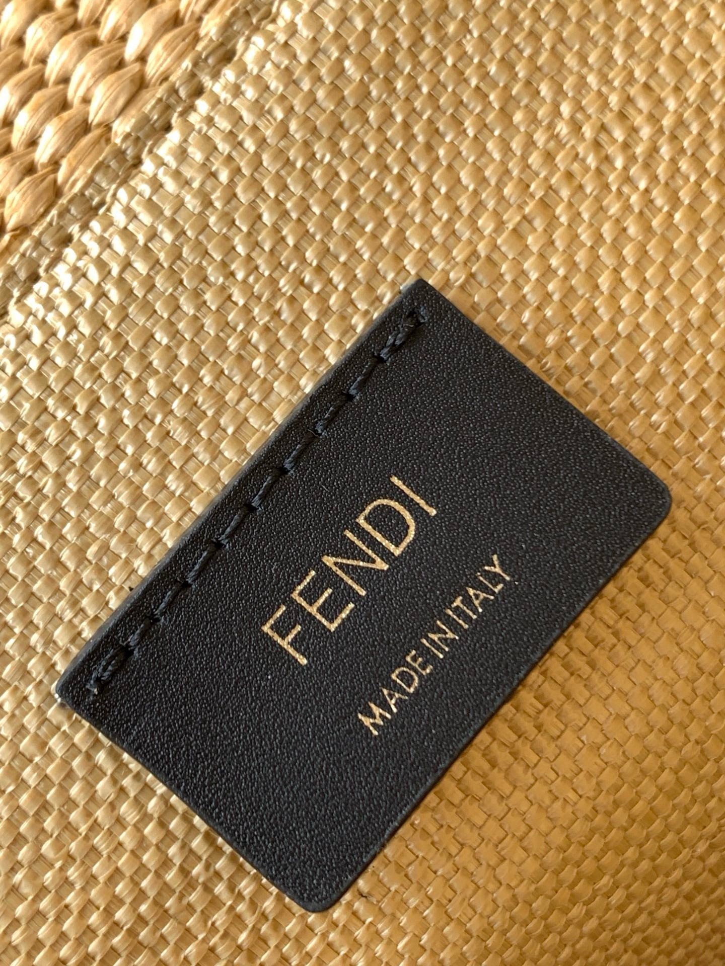 Fendi Sunshine Medium Tote Bag in Black and Natural Straw