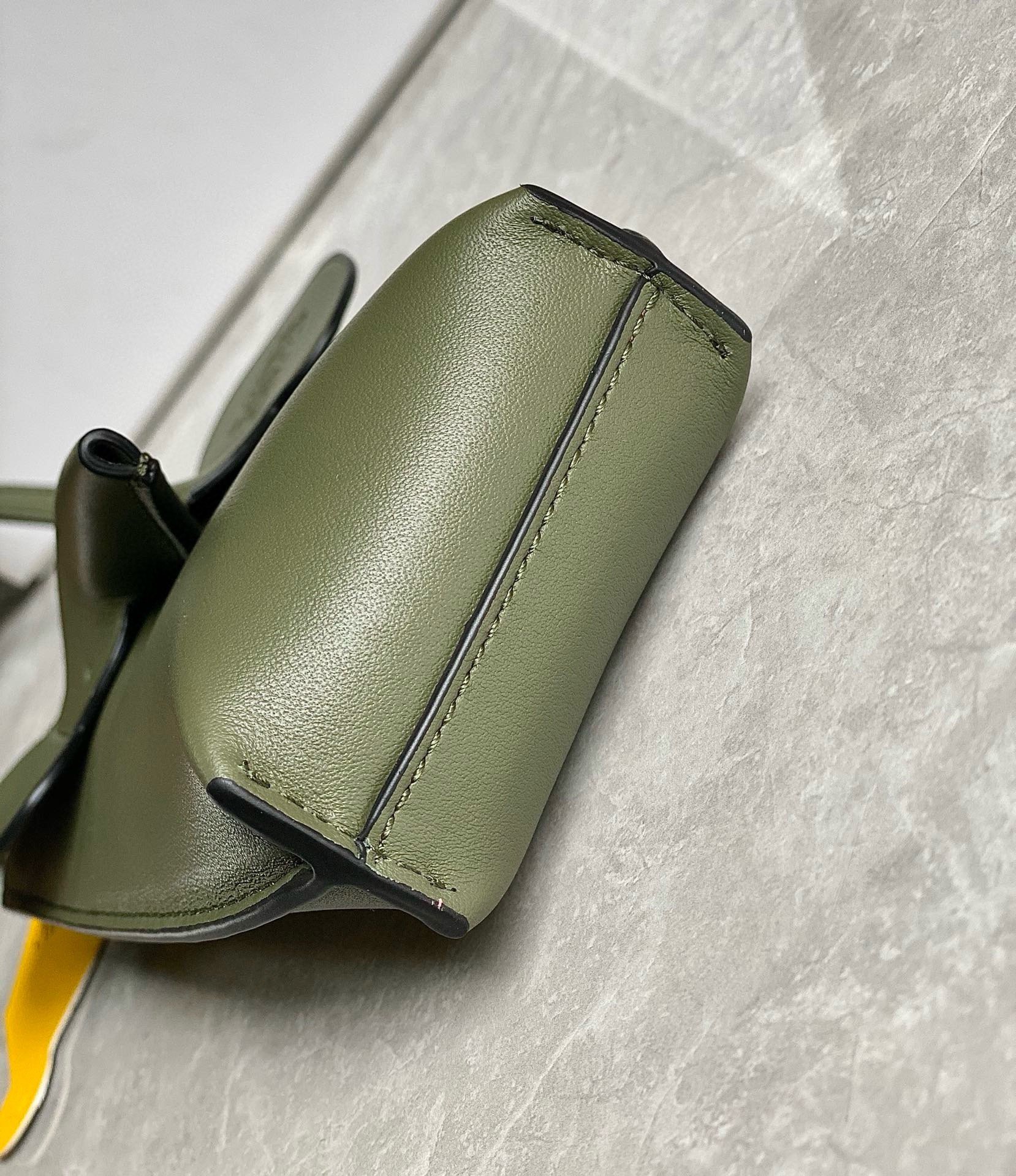 Loewe Elephant Pocket in Green Calfskin