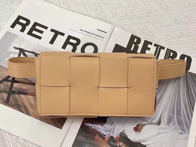 Bottega Veneta Cassette Belt Bag In Beige Lambskin