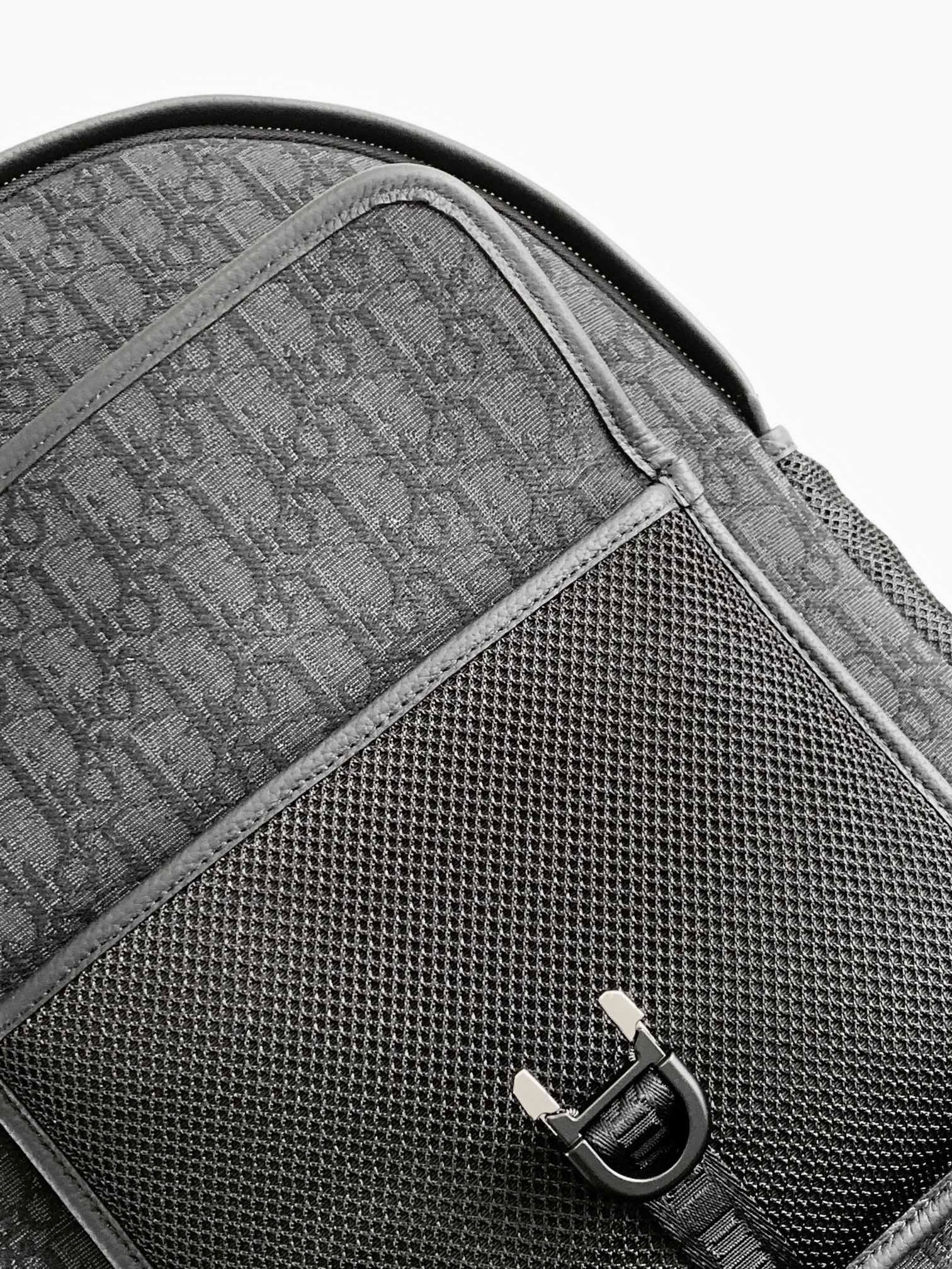 Dior 8 Backpack in Black Dior Oblique Jacquard