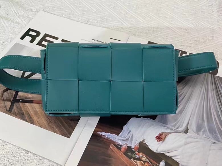 Bottega Veneta Cassette Belt Bag In Mallard Lambskin