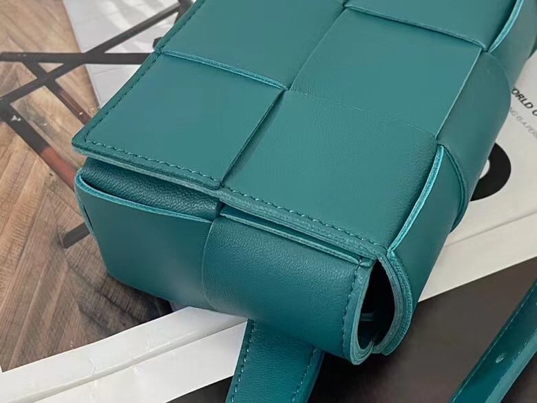 Bottega Veneta Cassette Belt Bag In Mallard Lambskin