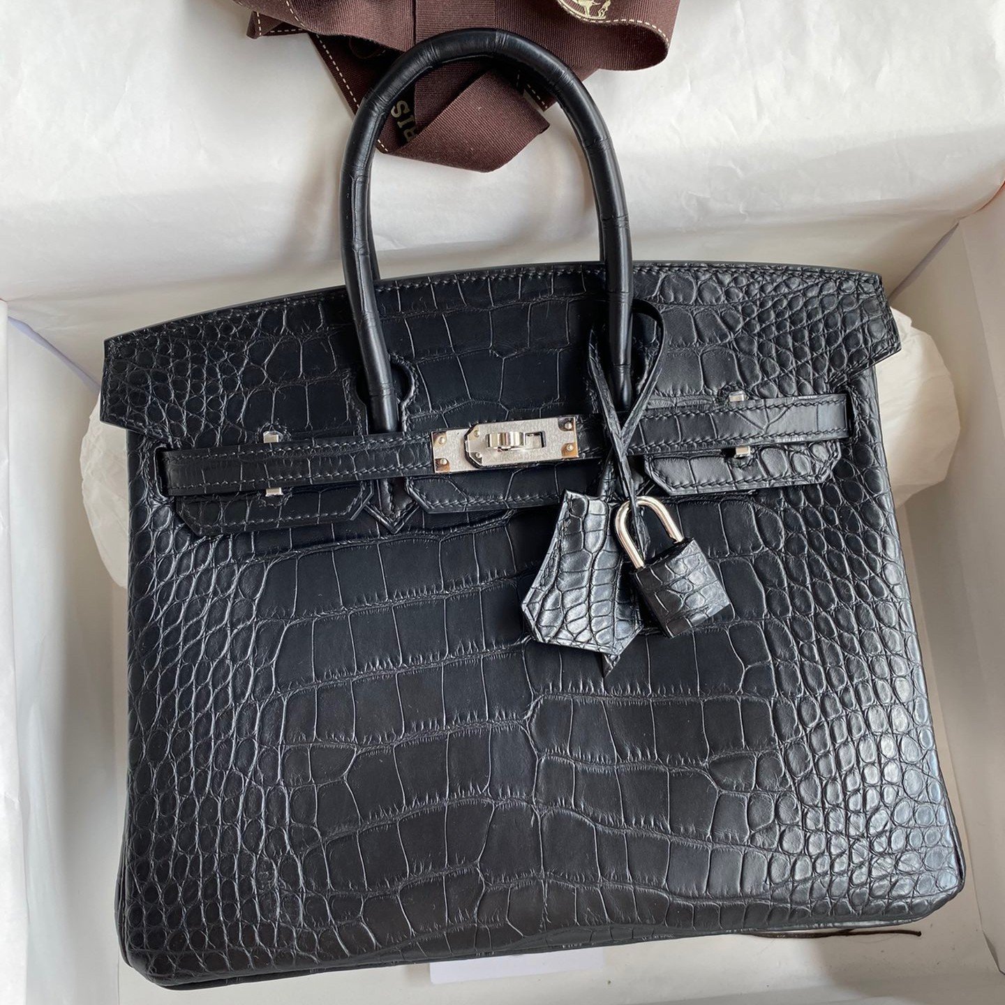 Hermes Birkin 25 Retourne Handmade Bag In Black Matte Alligator Leather