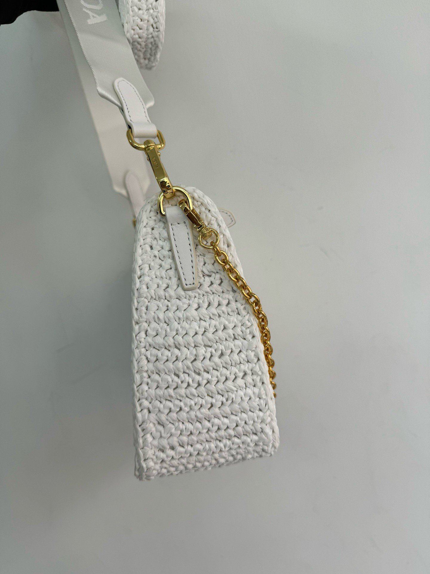 Prada Re-Edition 2005 Crochet Bag in White Raffia