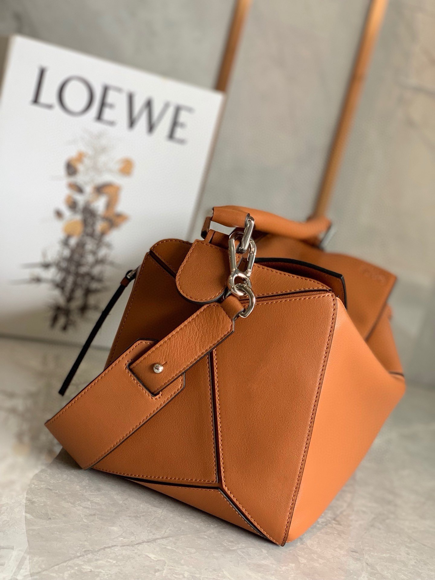 Loewe Puzzle Large Bag in Brown Classic Calfskin