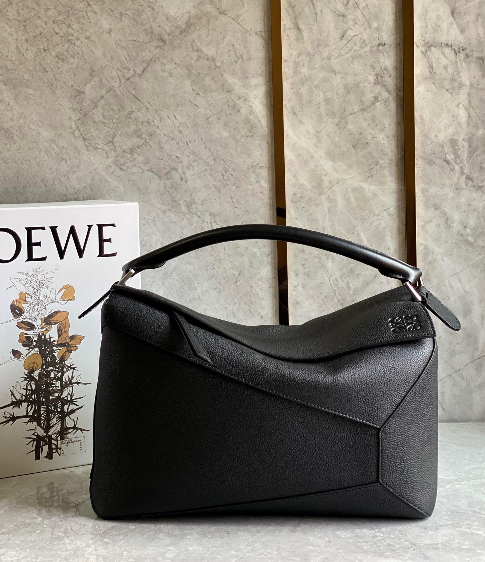 Loewe Puzzle Large Bag in Black Classic Calfskin