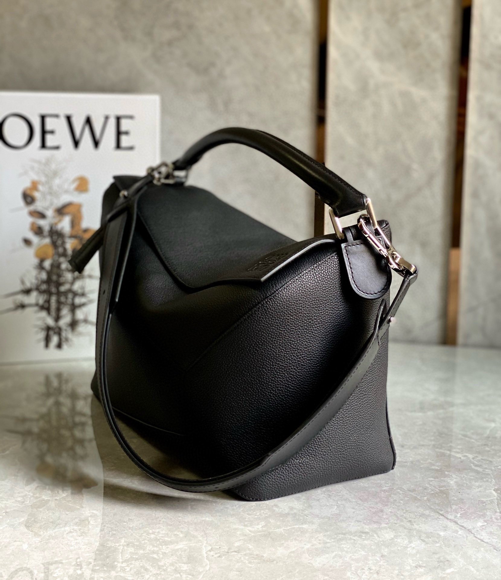 Loewe Puzzle Large Bag in Black Classic Calfskin