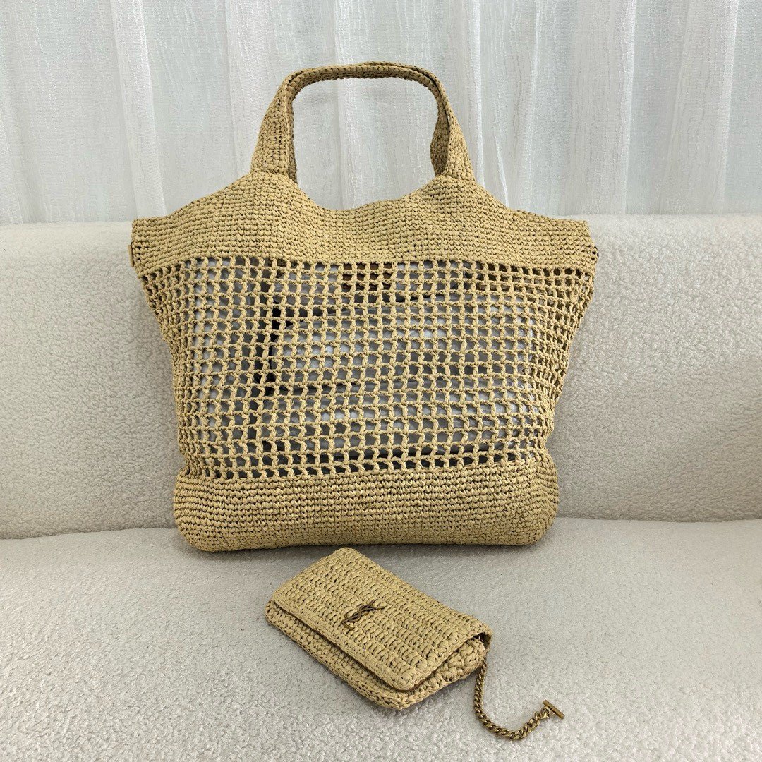 Saint Laurent Icare Maxi Shopping Bag in Naturel Raffia