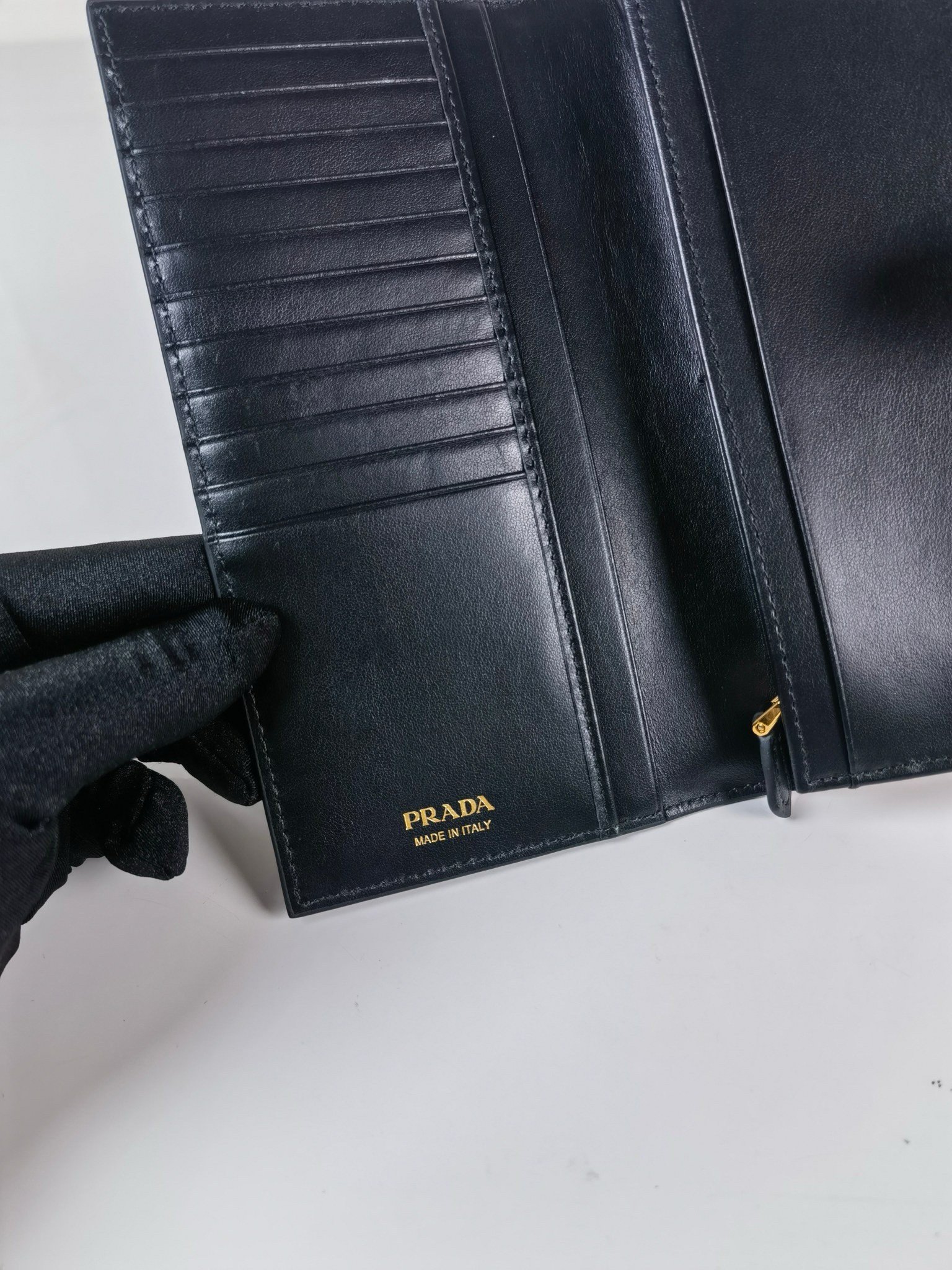 Prada Large Wallet in Black Saffiano Leather