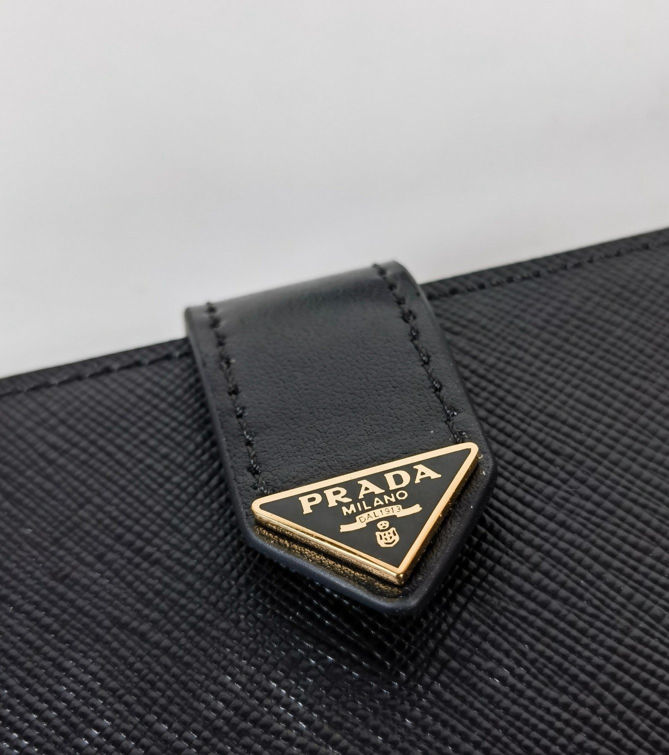 Prada Large Wallet in Black Saffiano Leather