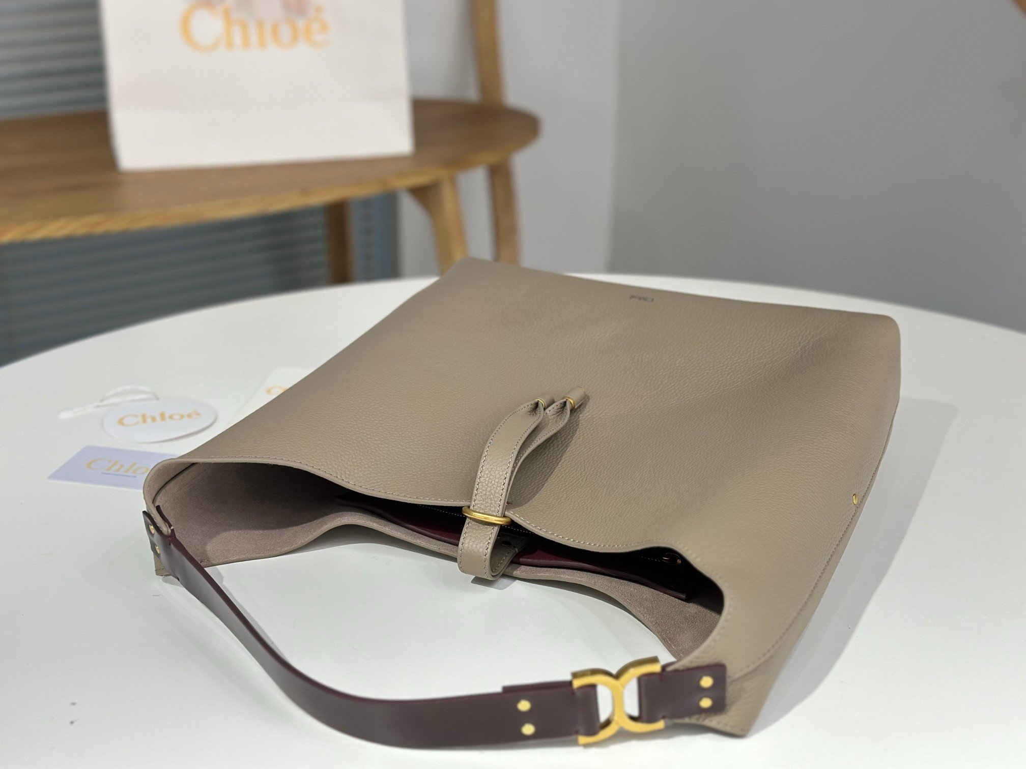 Chloe Marcie Hobo Bag in Grey Grained Leather