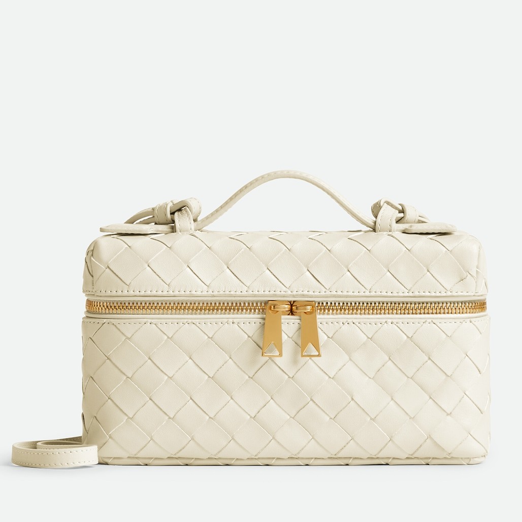 Bottega Veneta Bang Bang Vanity Case in Ivory Intrecciato Leather