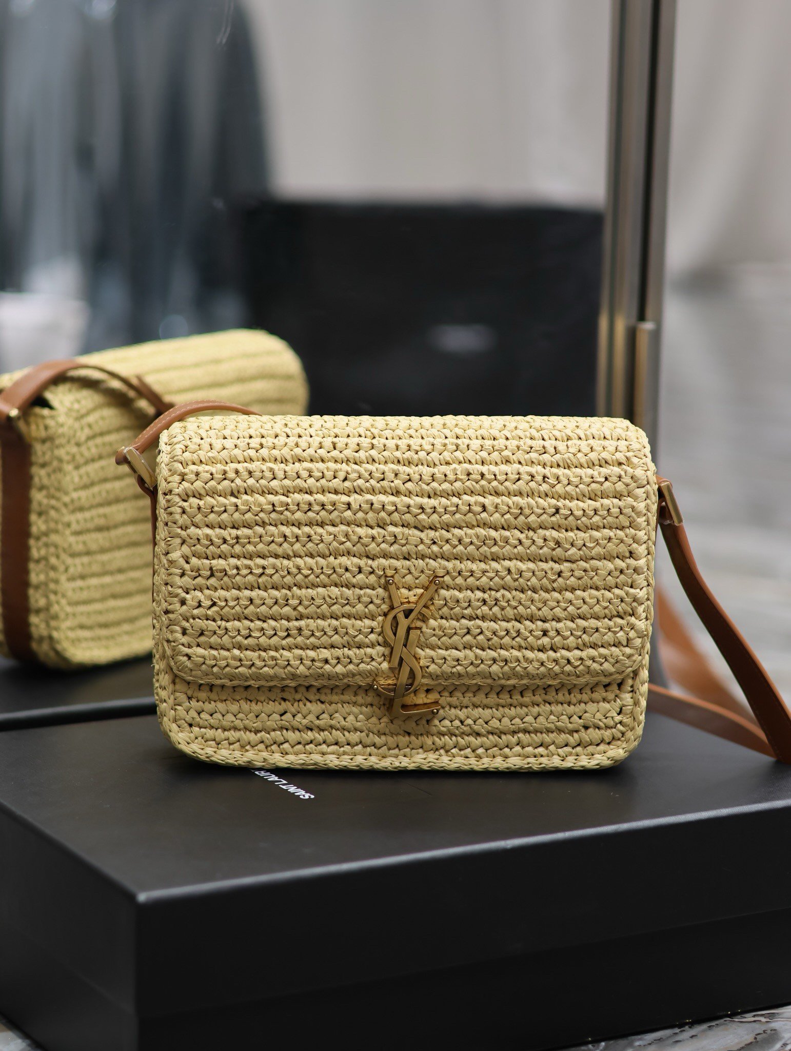 Saint Laurent Medium Solferino Bag in Naturel Raffia