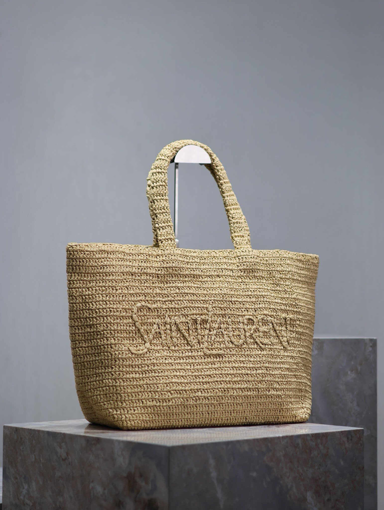 Saint Laurent Oversized Tote Bag in Naturel Raffia