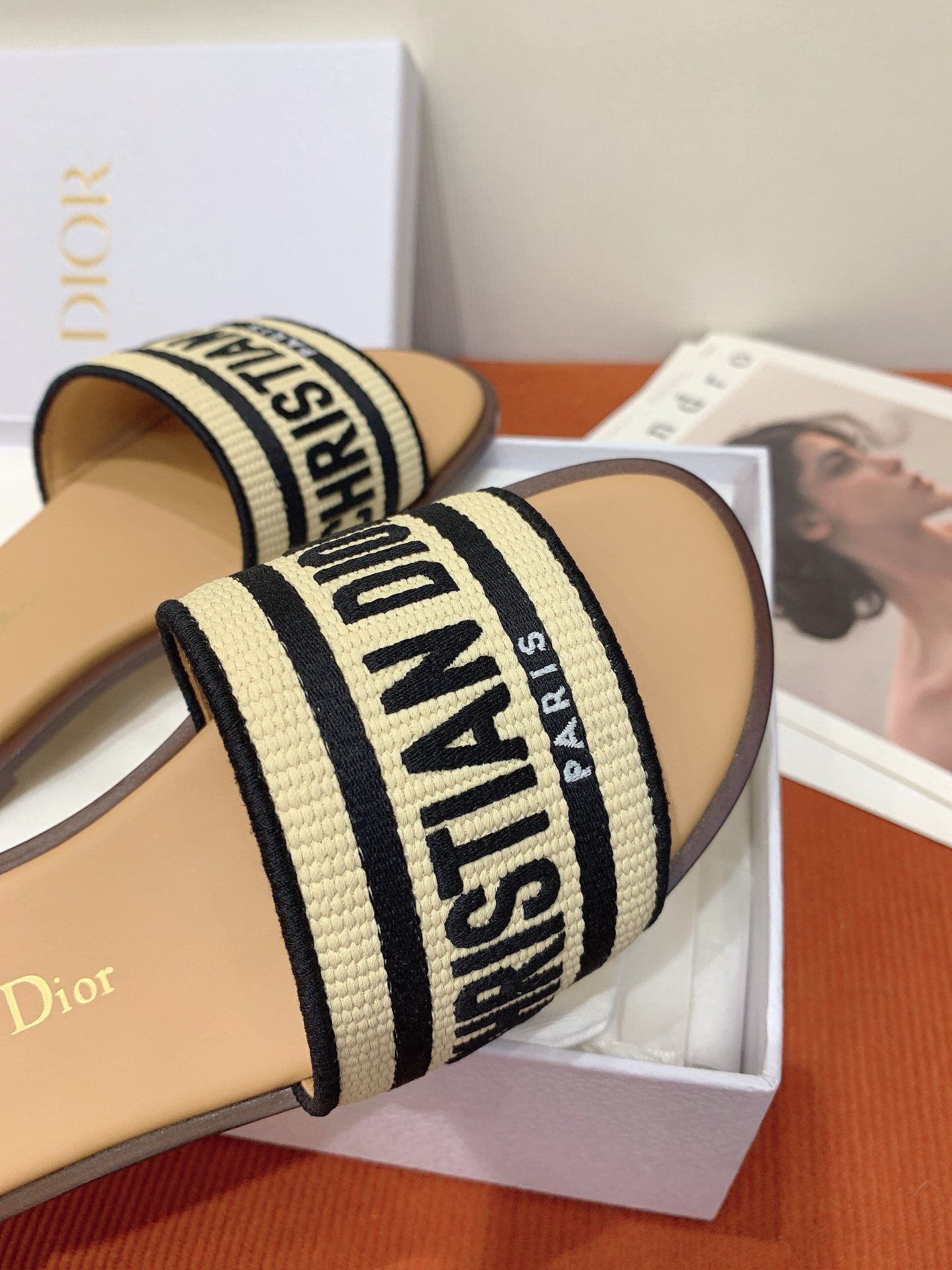 Dior Dway Slides in Natural Raffia and Embroidered Cotton