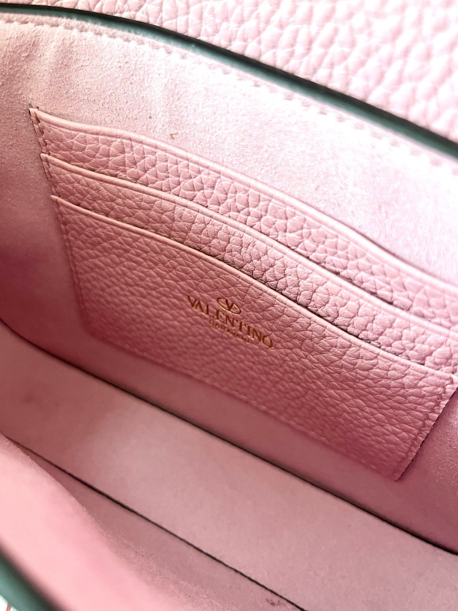 Valentino Rockstud Pouch Bag in Pink Grained Leather