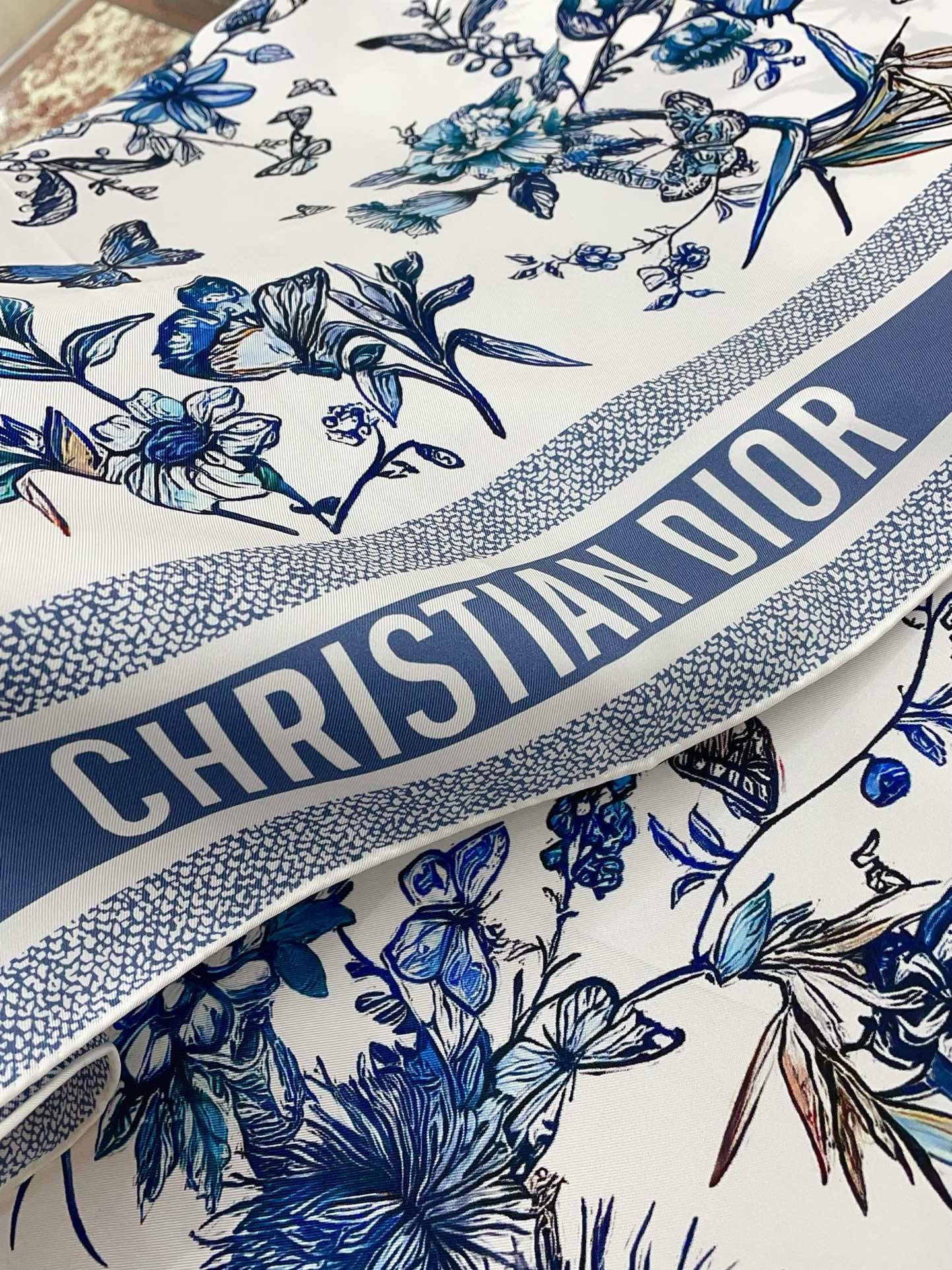 Dior Toile de Jouy Mexico 90 Square Scarf in Blue and White Silk