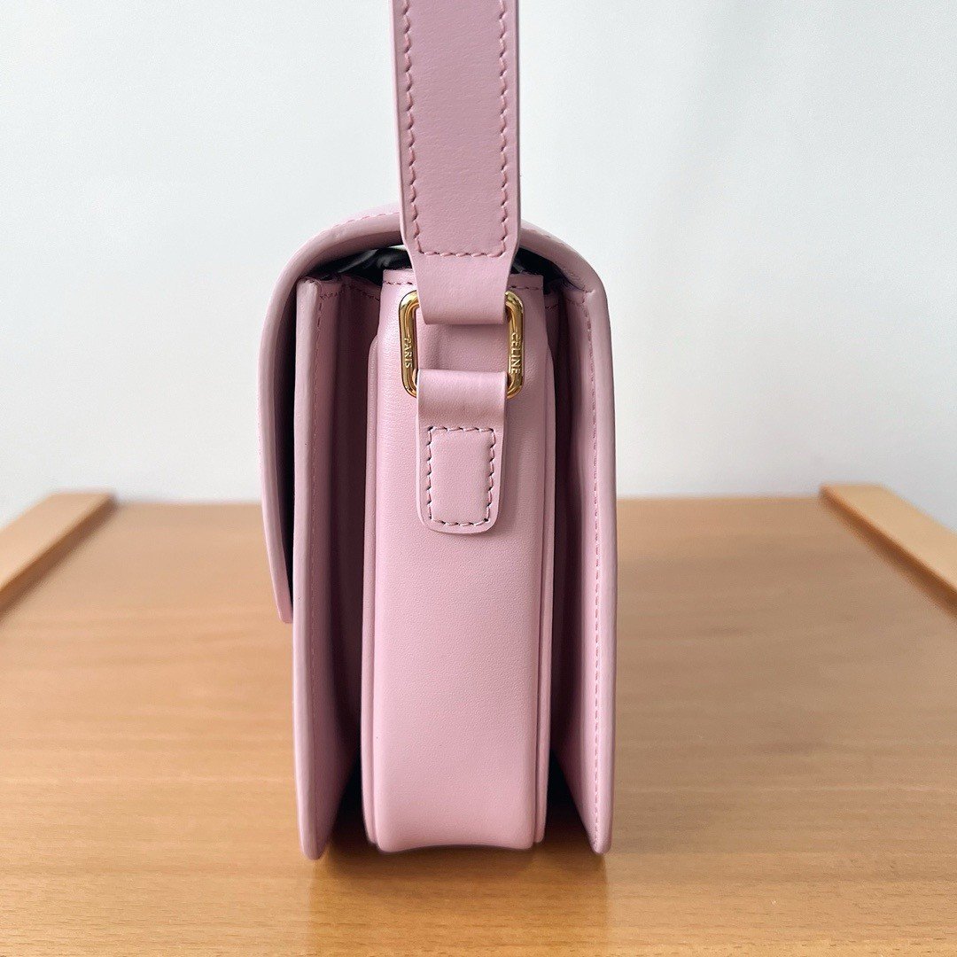 Celine Triomphe Teen Bag In Pink Leather