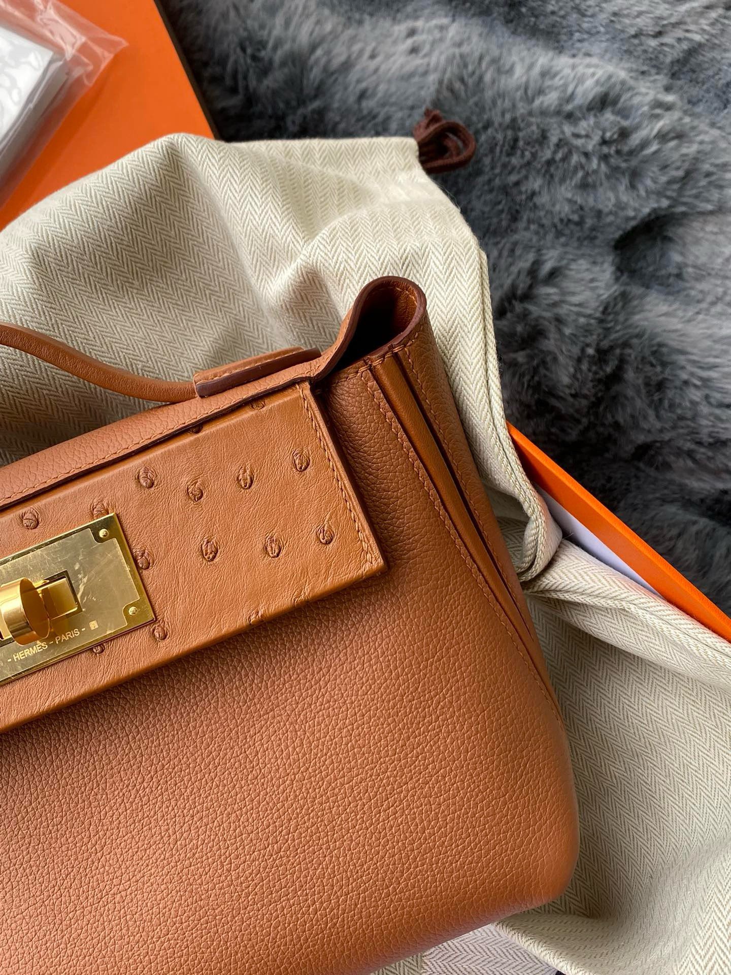 Hermes 24/24 Mini 21 Touch Bag in Gold Evercolor and Ostrich Leather