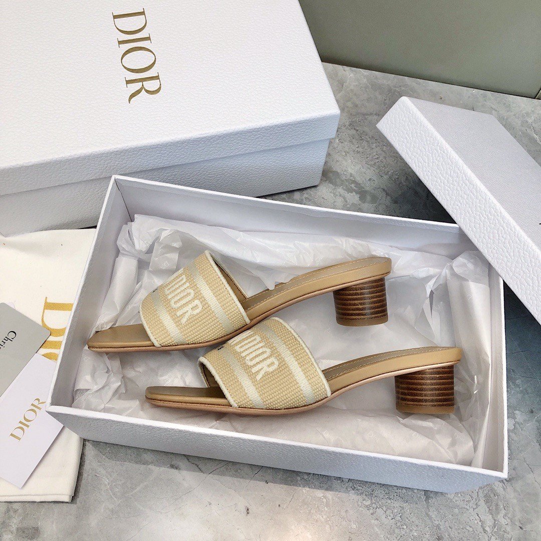 Dior Dioriviera Dway Heeled 35MM Slides in Raffia and White Cotton