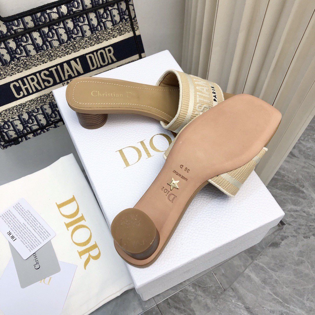 Dior Dioriviera Dway Heeled 35MM Slides in Raffia and White Cotton