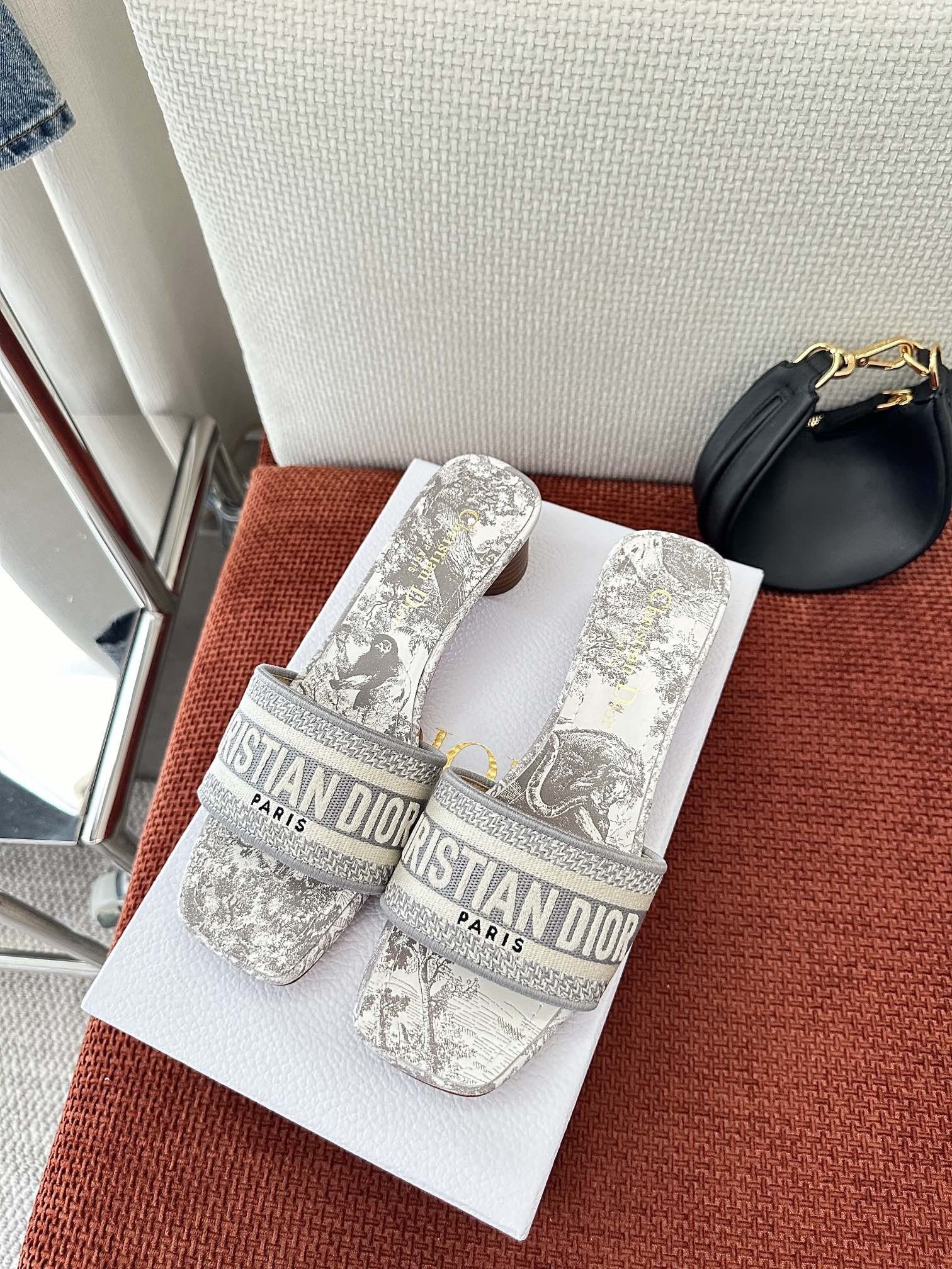 Dior Dioriviera Dway Heeled 35MM Slides in Grey Toile de Jouy Sauvage Cotton