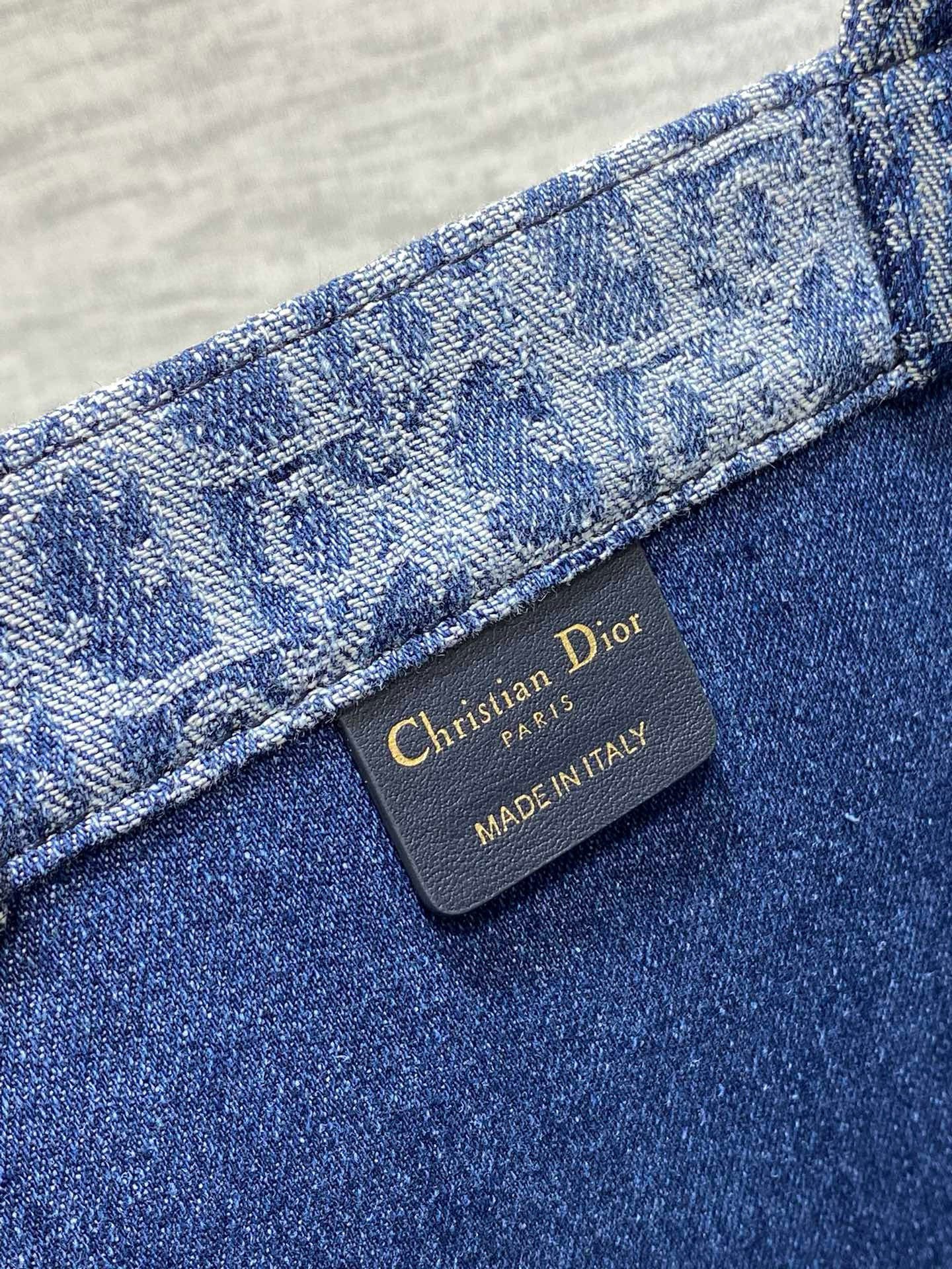 Dior Large Book Tote Bag in Blue Denim Oblique Jacquard