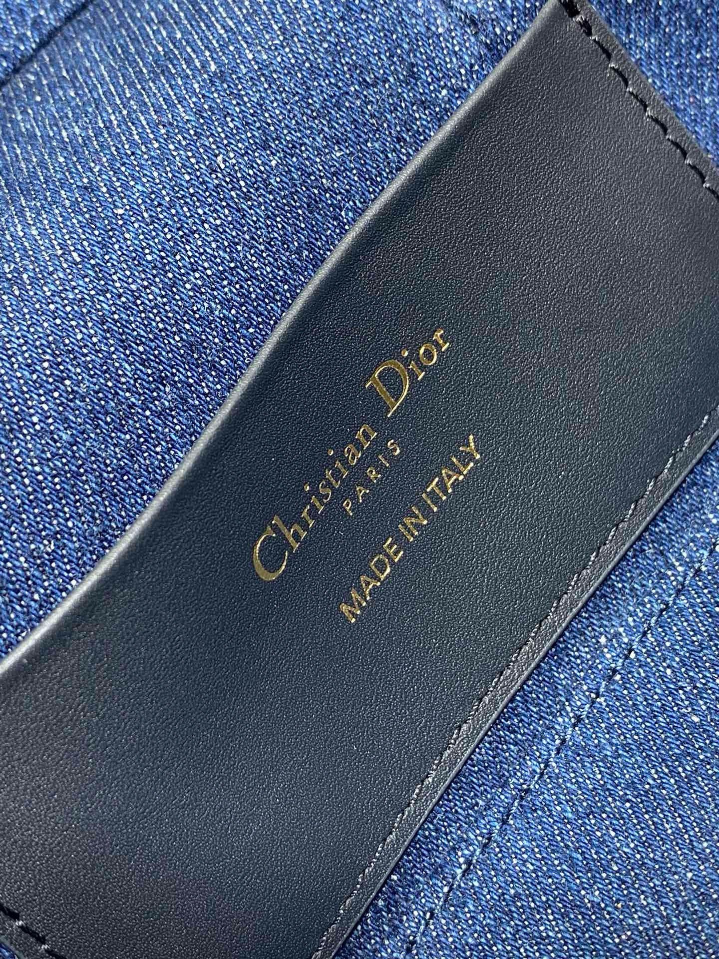 Dior 30 Montaigne Mini Vanity Case in Blue Denim Oblique Jacquard