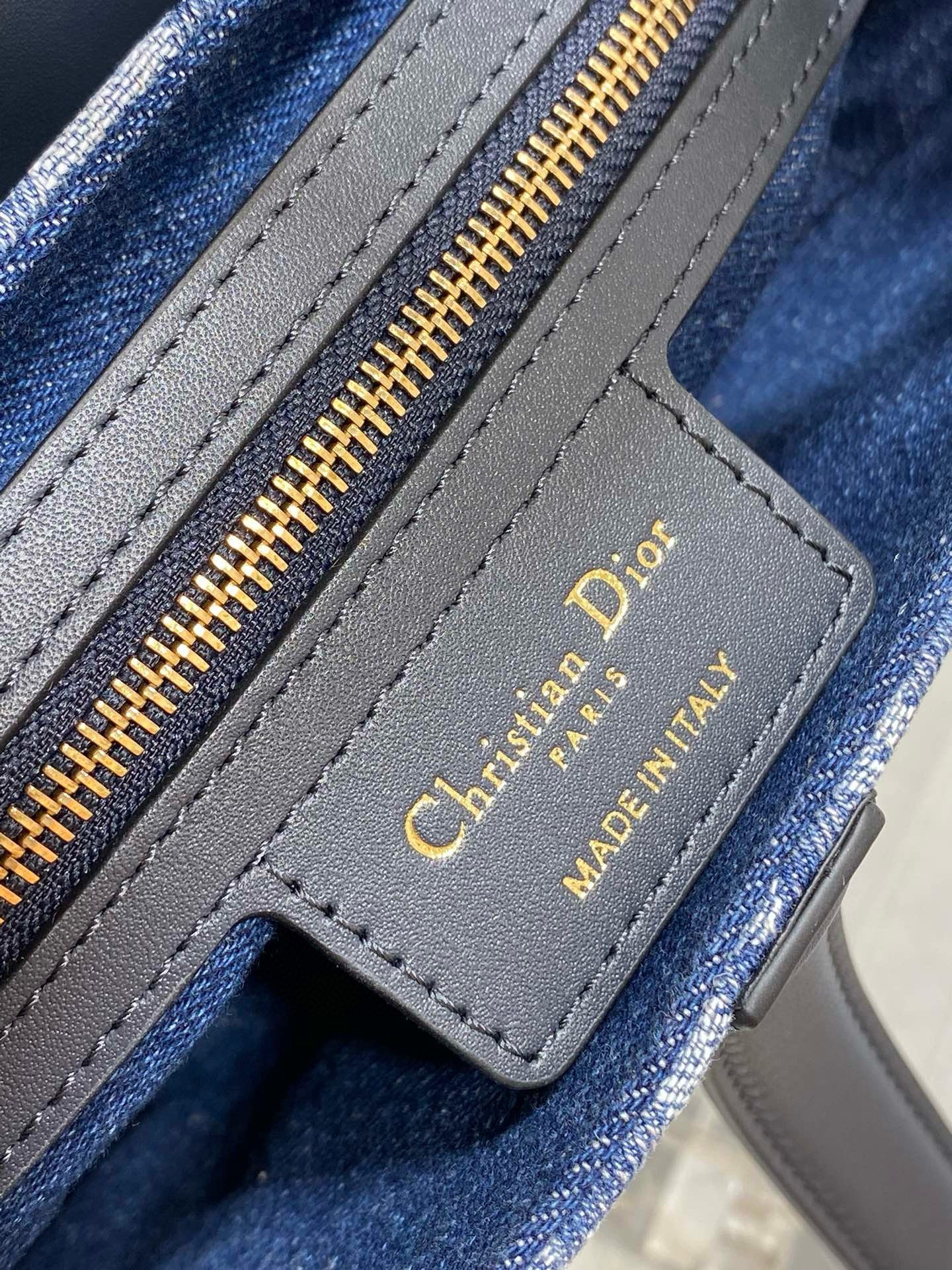 Dior Saddle Bag with Strap in Blue Denim Oblique Jacquard