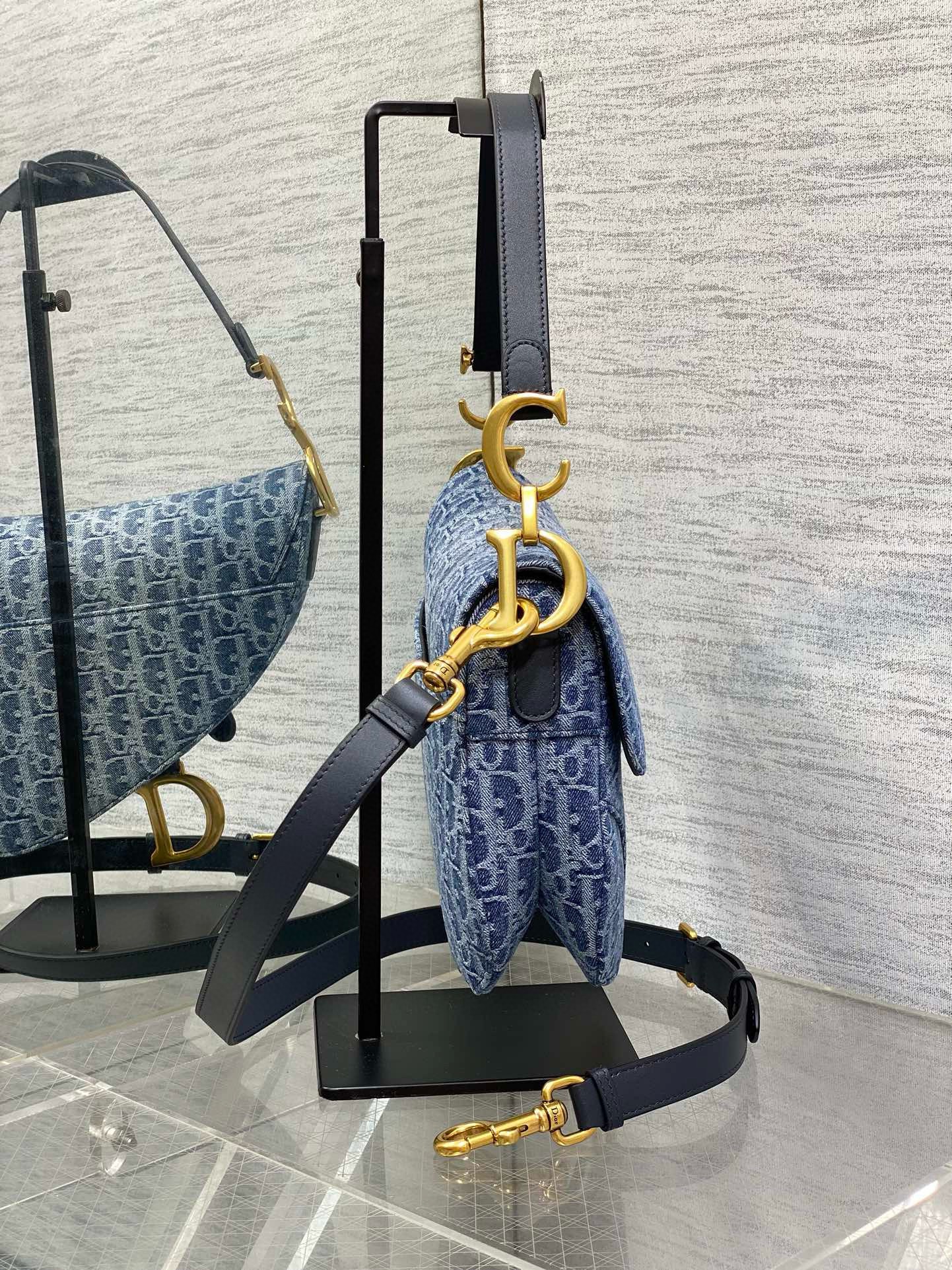 Dior Saddle Bag with Strap in Blue Denim Oblique Jacquard