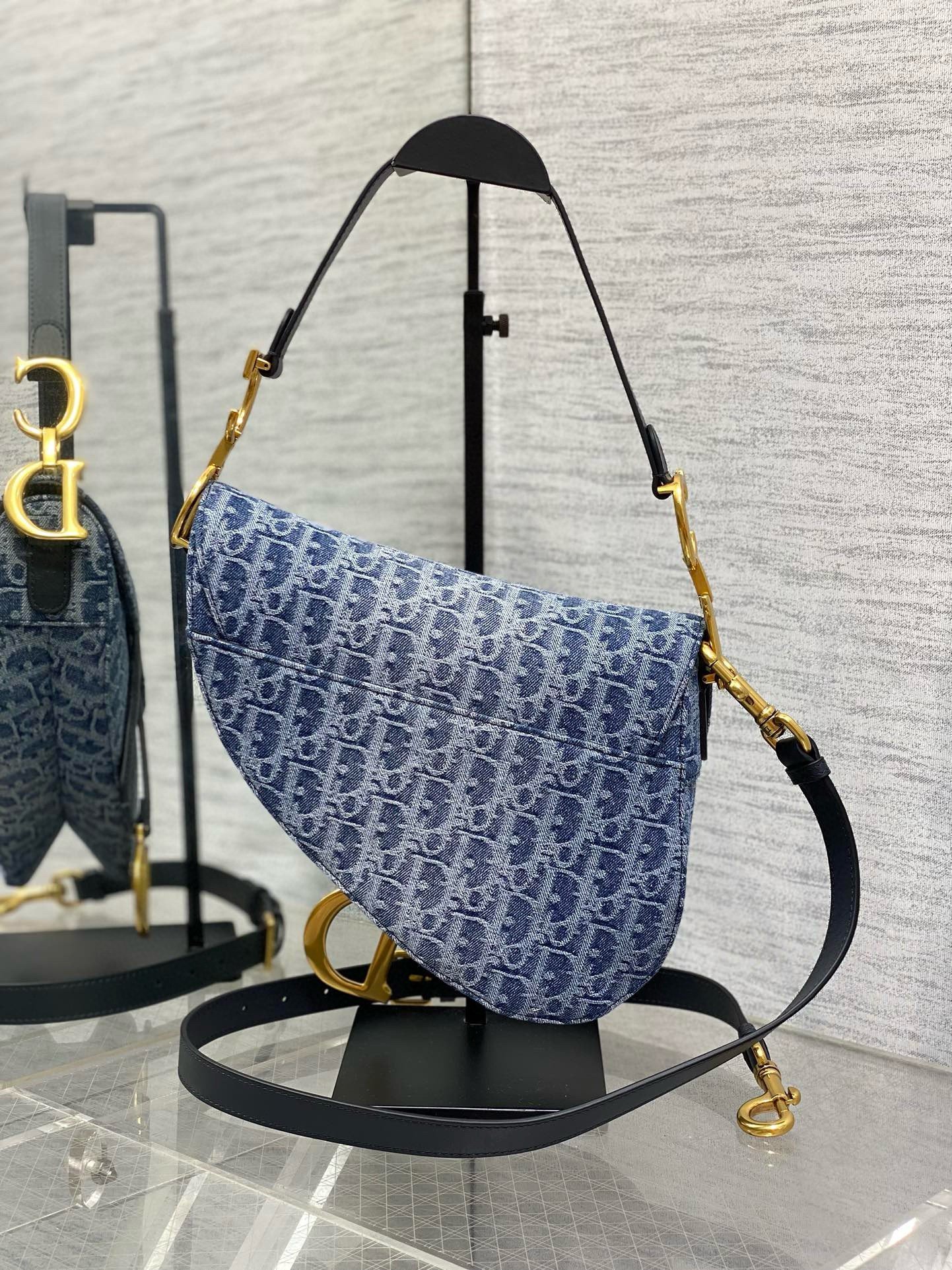 Dior Saddle Bag with Strap in Blue Denim Oblique Jacquard