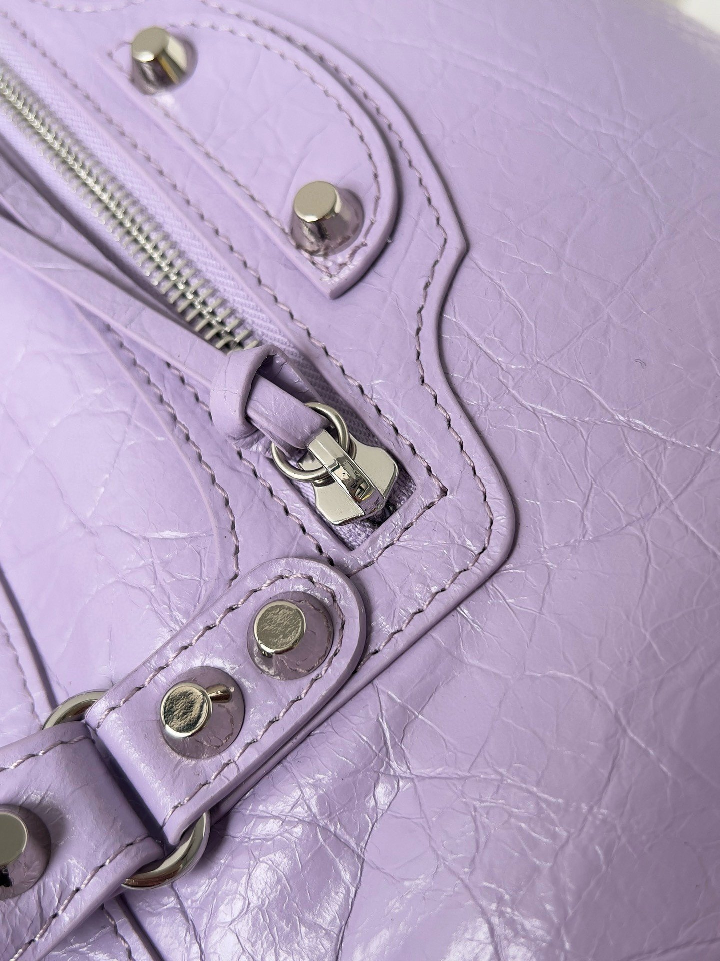 Balenciaga Le City Small Bag in Lilas Arena Lambskin