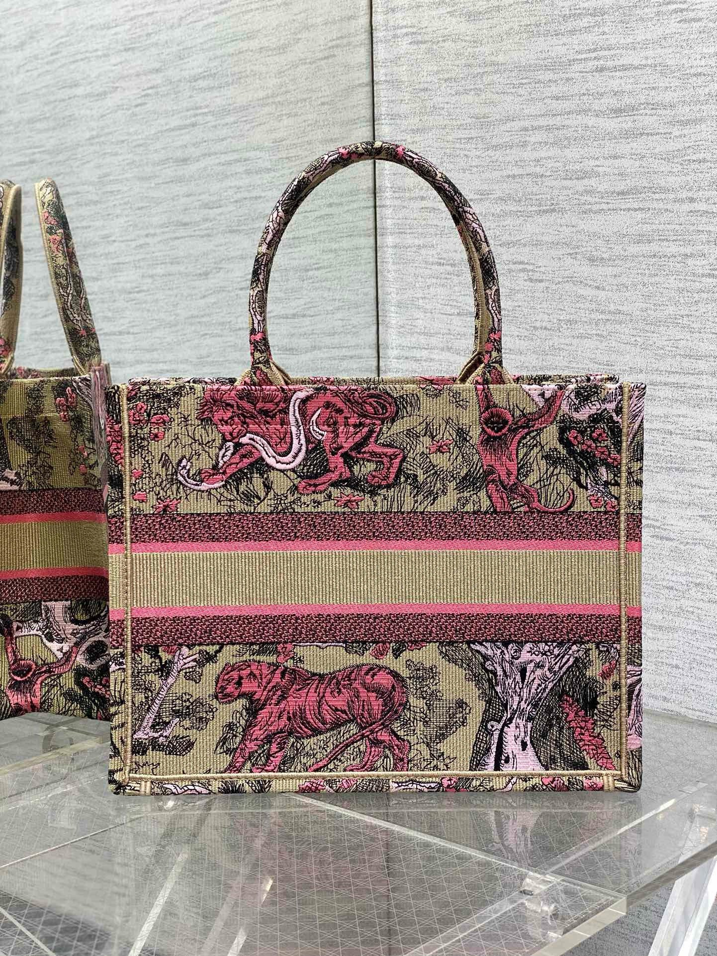 Dior Medium Dioriviera Book Tote in Raffia with Pink Toile de Jouy Sauvage Embroidery