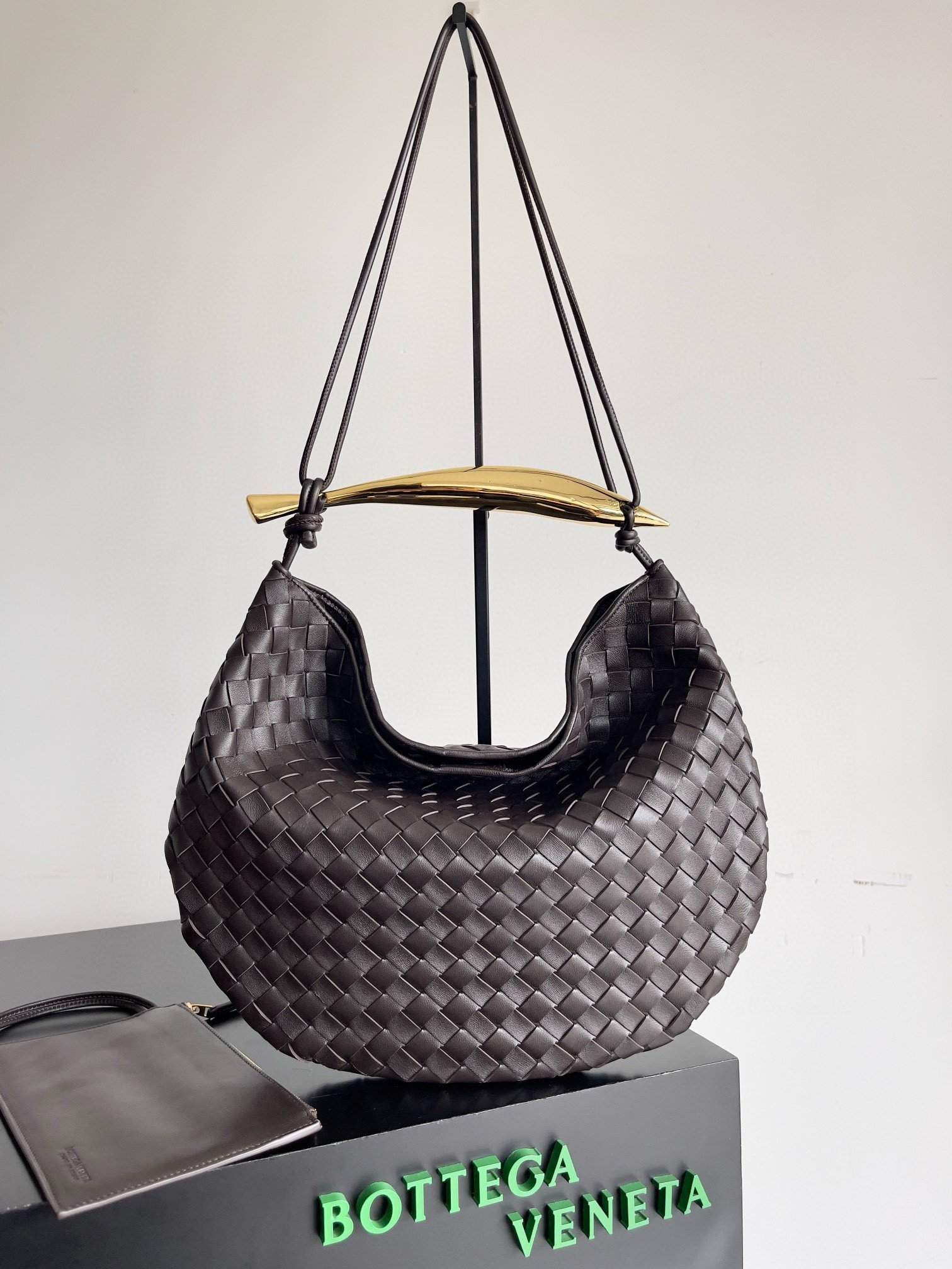 Bottega Veneta Sardine Medium Bag in Fondant Intrecciato Lambskin