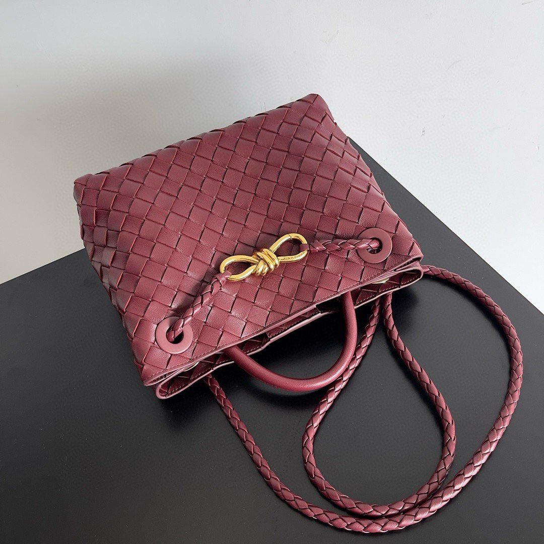 Bottega Veneta Andiamo Small Bag in Barolo Intrecciato Lambskin