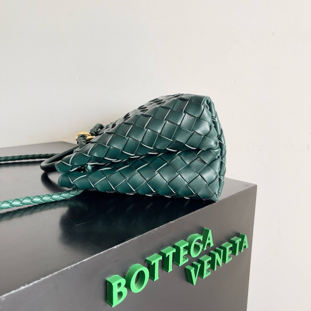 Bottega Veneta Andiamo Small East/West Bag in Green Intrecciato Lambskin