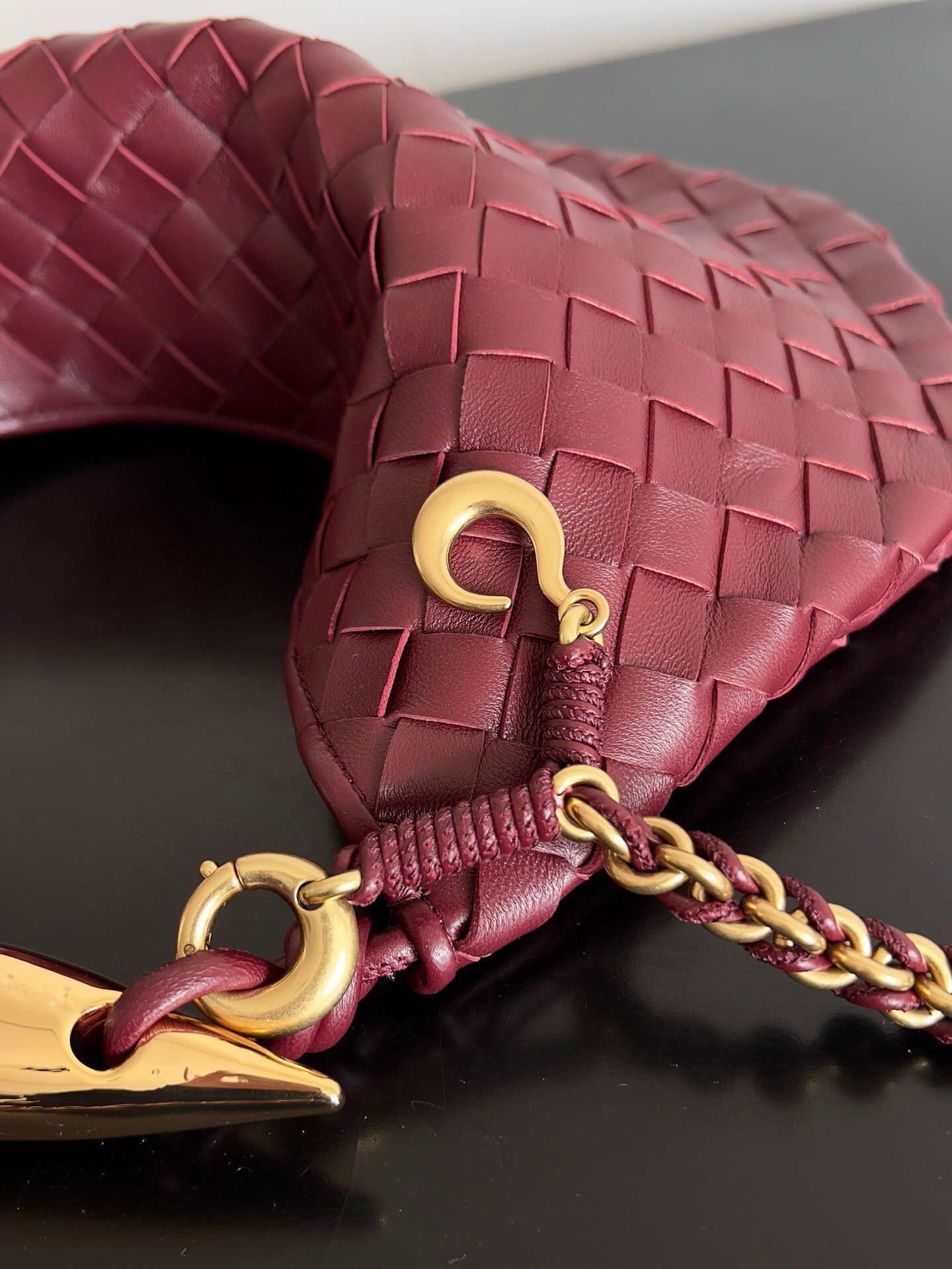 Bottega Veneta Sardine Small Bag with Chain in Barolo Lambskin