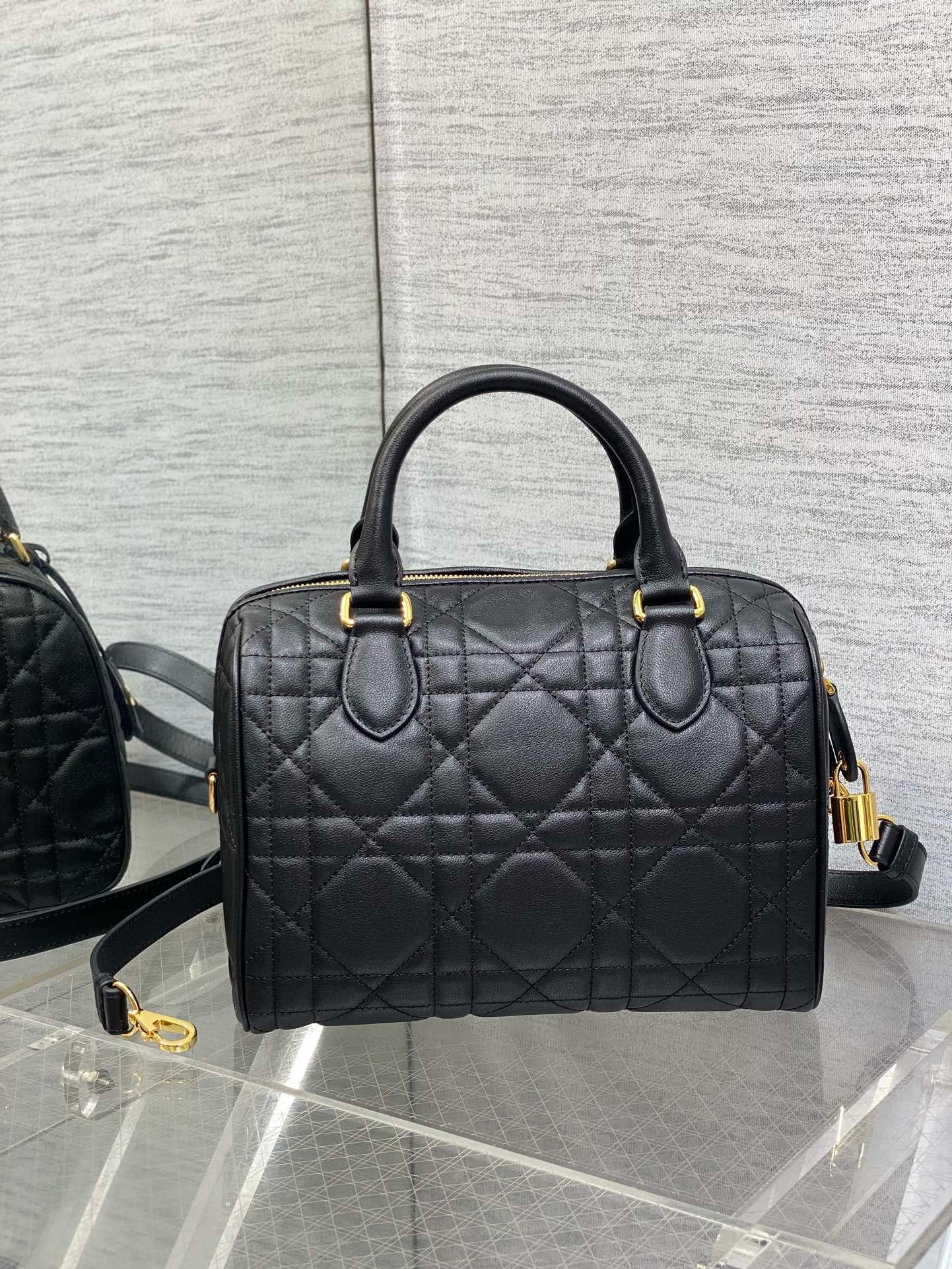 Dior Groove 25 Bag in Black Macrocannage Calfskin