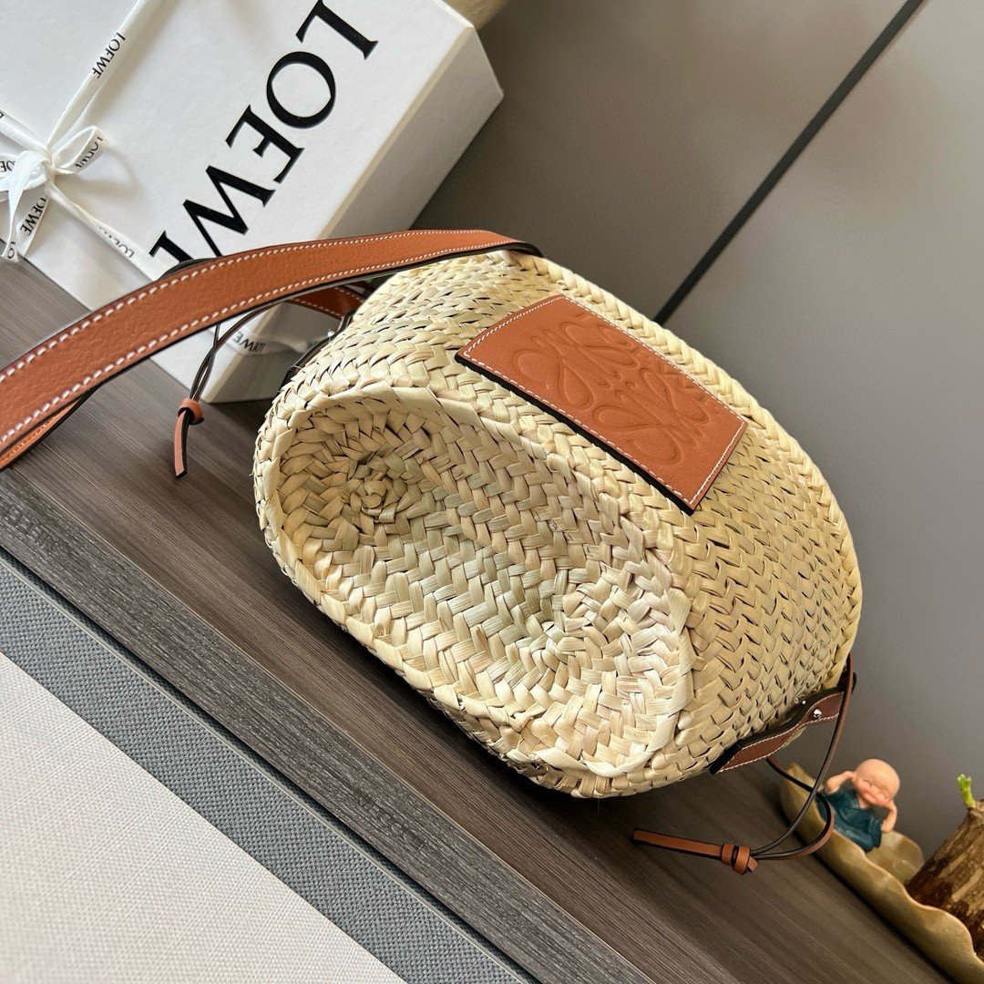 Loewe Drawstring Bucket Bag in Palm Leaf and Brown Calfskin