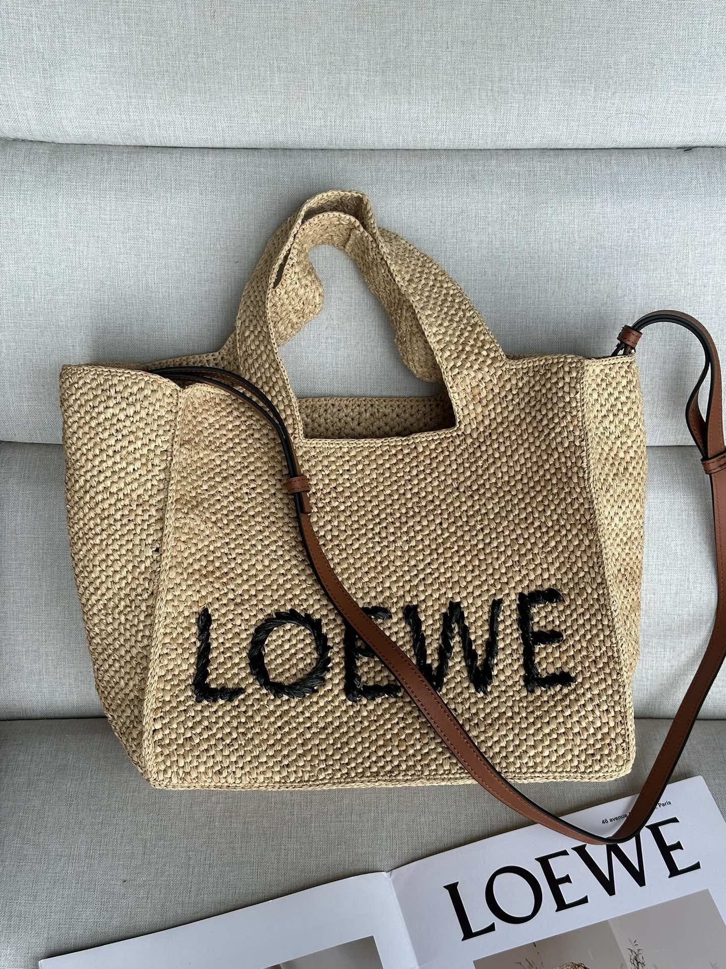 Loewe Small LOEWE Font Tote in Natural Raffia