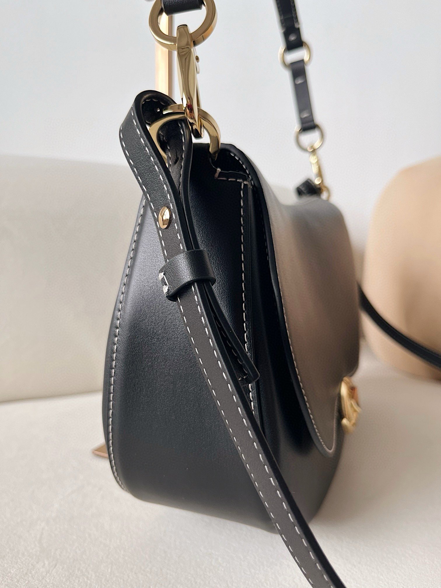 Valentino Garavani Ohval Medium Shoulder Bag in Black Calfskin