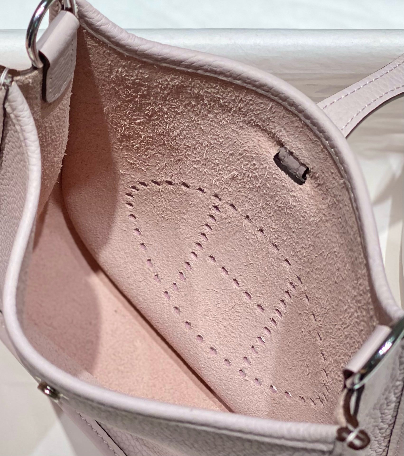 Hermes Evelyne III TPM Bag In Mauve Pale Clemence Leather