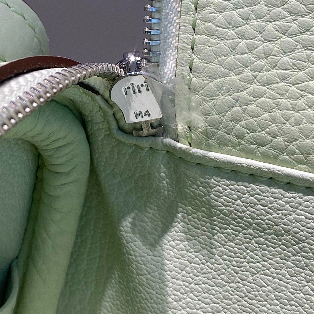 Hermes Lindy Mini Bag In Vert Fizz Clemence Leather PHW