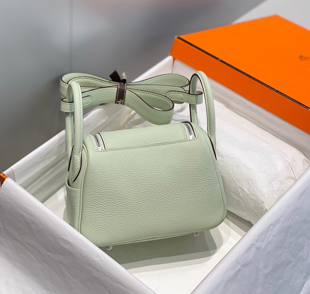 Hermes Lindy Mini Bag In Vert Fizz Clemence Leather PHW