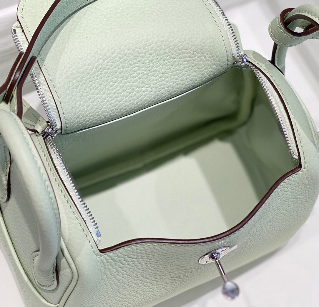 Hermes Lindy Mini Bag In Vert Fizz Clemence Leather PHW