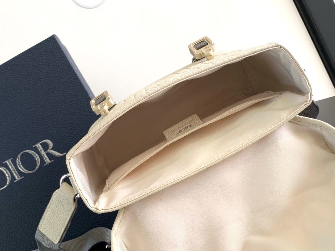 Dior Hit the Road Flap Messenger Bag in Beige Gravity Leather