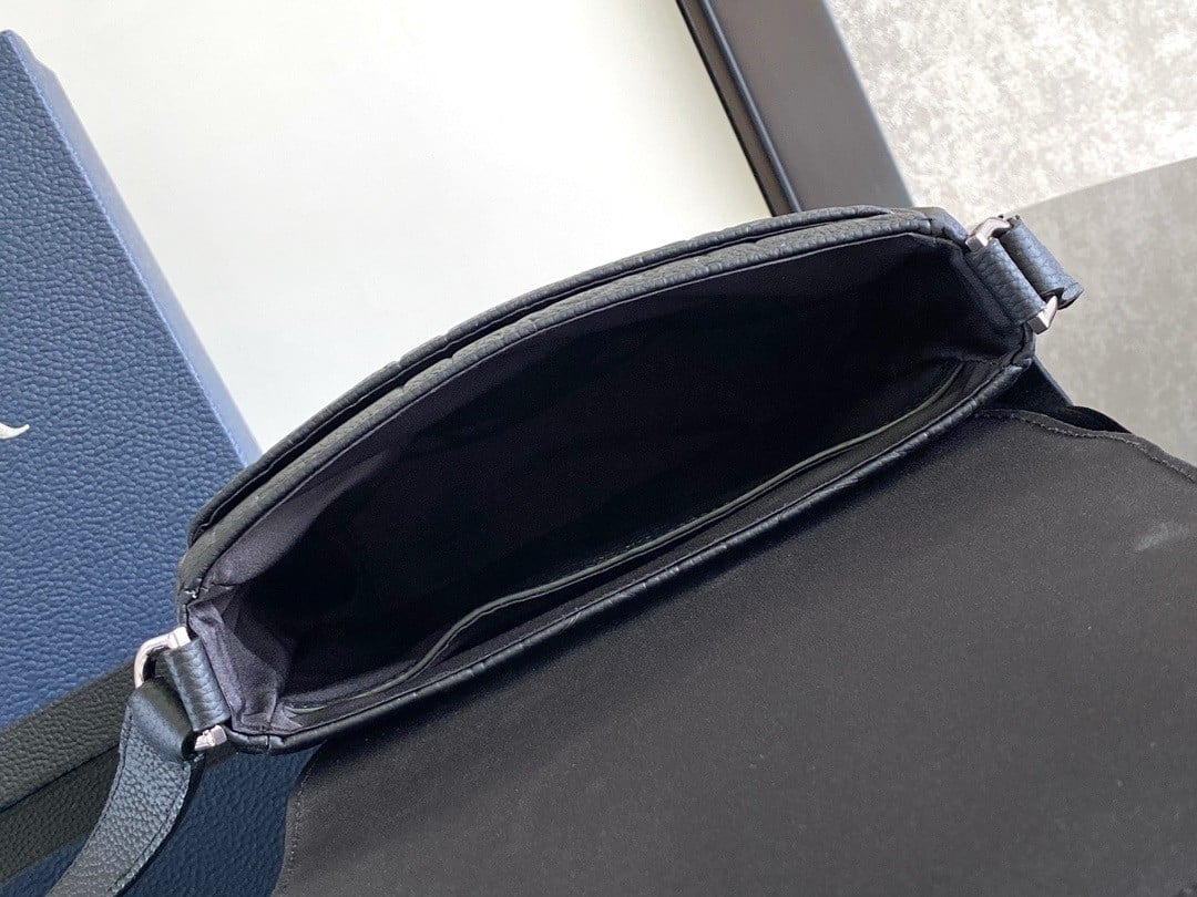 Dior Men's Messenger Bag with Flap in Black Gravity Leather